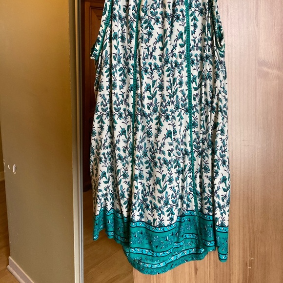 Easy wear versatile - Picture 3 of 7